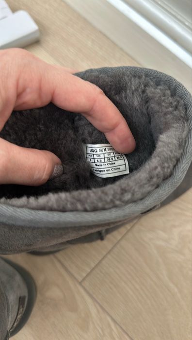 Ghete ugg in stare foarte buna