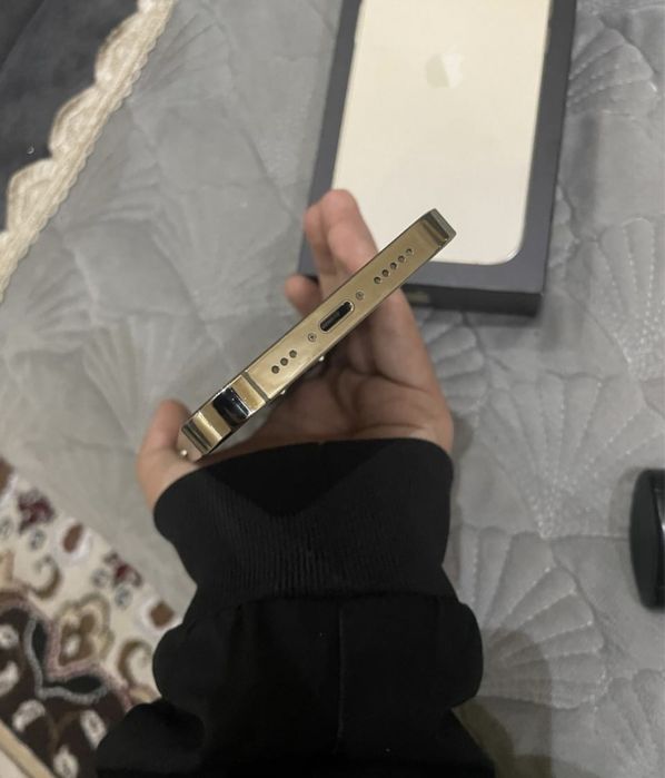 Iphone 13 Pro GOLD
