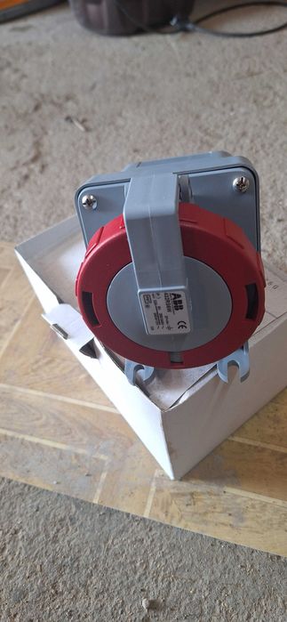 Силовая розетка 380В