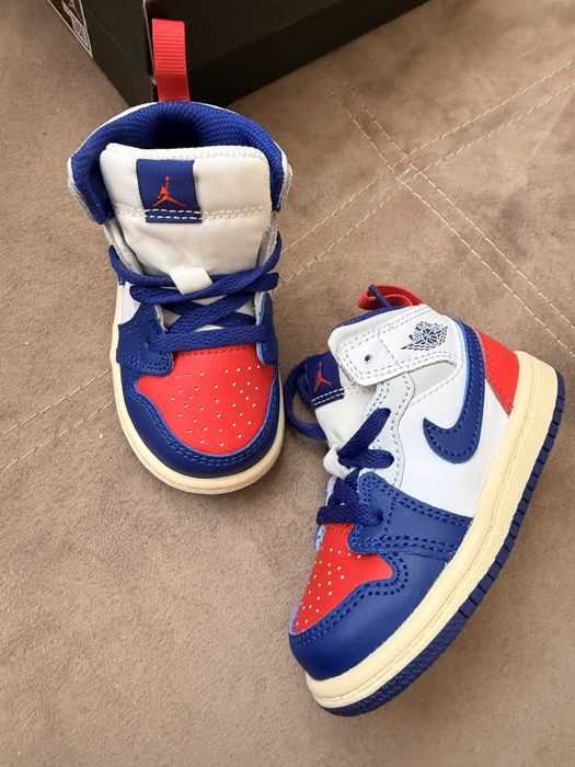 Бебешки обувки Nike Jordan 21 номер