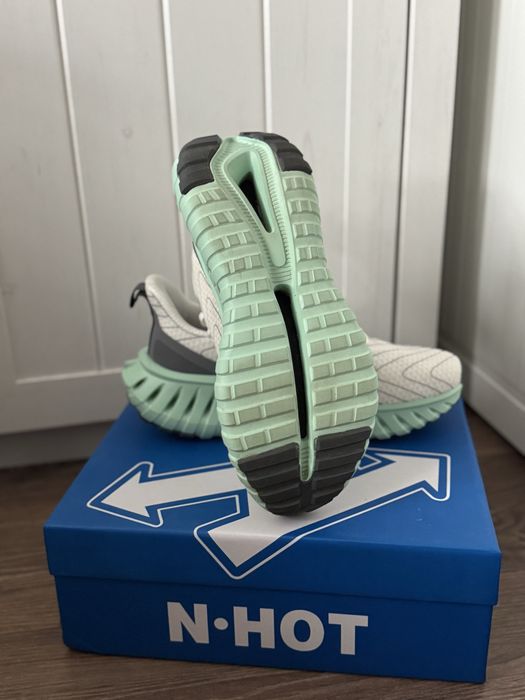 Adidași sport NHOT UNISEX