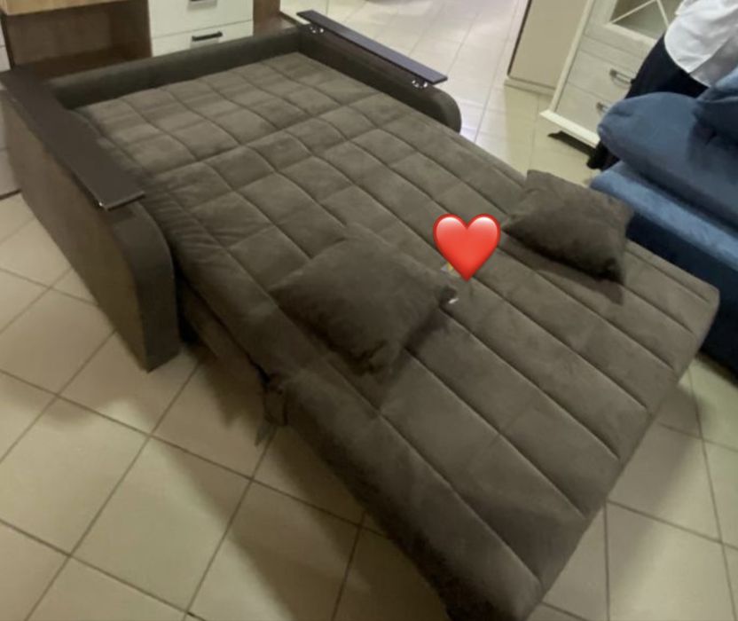 продам б/у диван