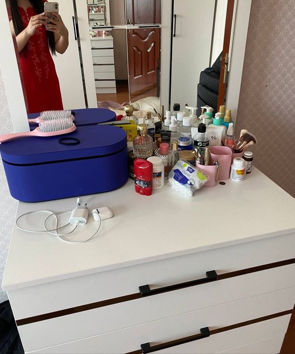 Спальный гарнитур новый, матрас есть