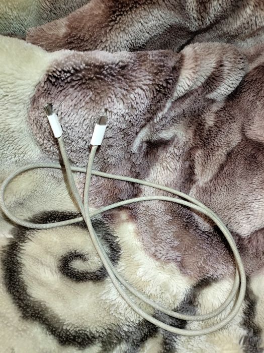 iPhone 6 plus и айфон тайпси бар