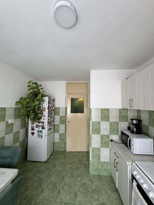 Inchiriez aparament 2 camere - Targu Jiu (Aleea Plopilor)