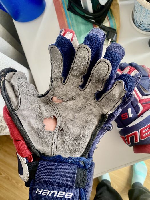 Хоккейные перчатки bauer 1s размер 14