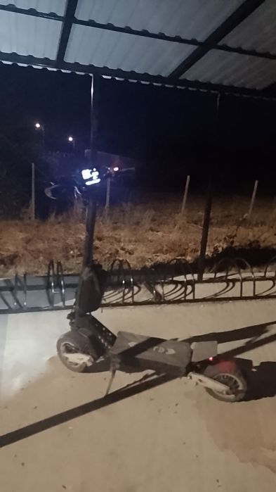 trotineta electrica OOTD t10