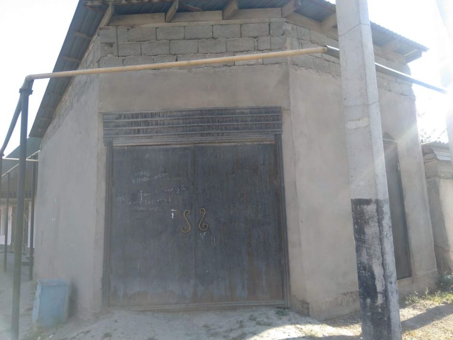 Гараж,другое.М-он Турлан.