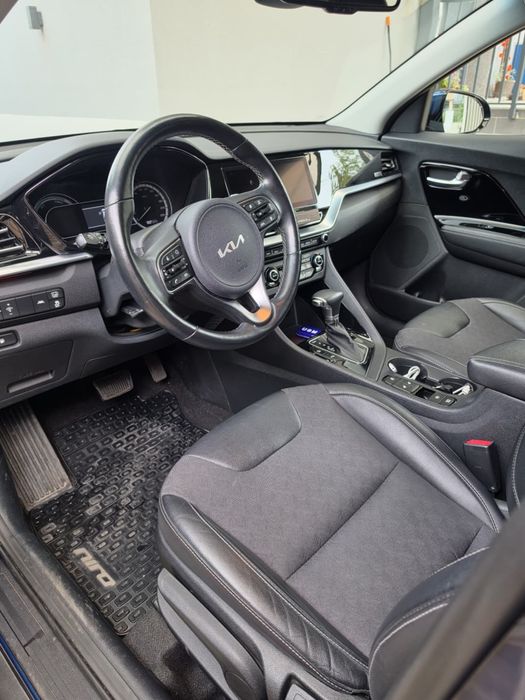 Kia Niro Hybrid | 01.2022 | 42 000 км | Първи собственик | В гаранция
