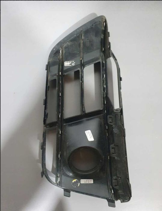 РЕШЕТКА НА БРОНЯ ПРЕДНА ЛЯВА AUDI II S-LINE Q5 SQ5 ORG 80A807681E (0)