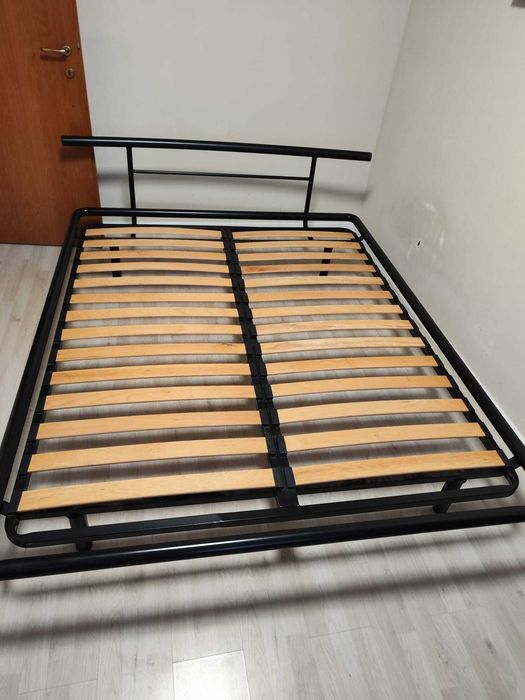 Pat matrimonial cu saltea Viscotex si topper Dormeo 160 x 200