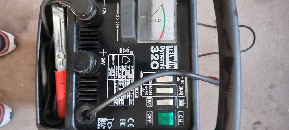 Стартерно зарядно TELWIN 320