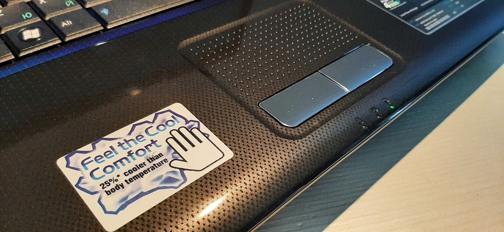 ASUS K50ID (Core 2 Duo / NVIDIA GT 320M / 500GB) + Оригинално зарядно