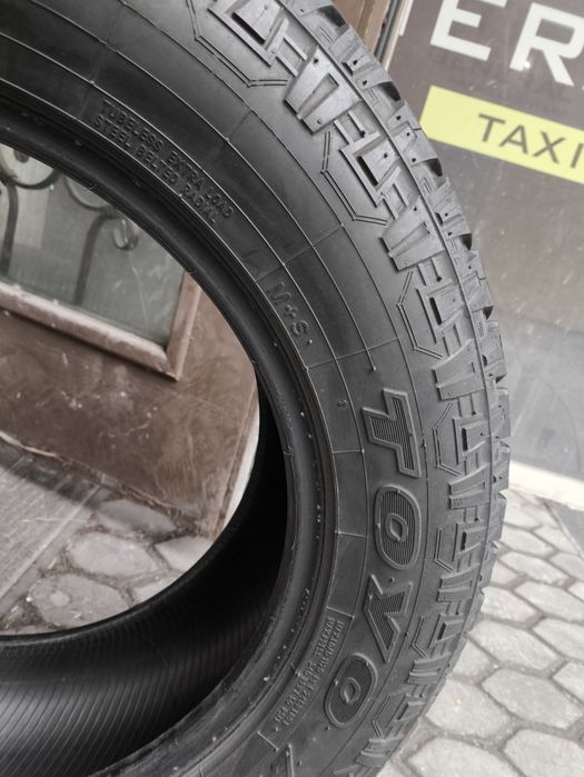 Автошины колеса на джип