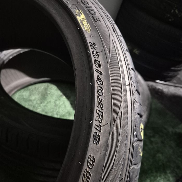 235 40 18 Nexen vara