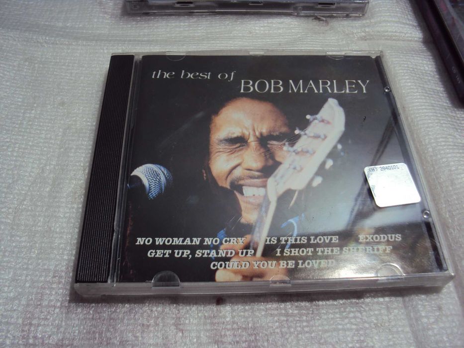 cd-uri originala cu BOB MARLEY