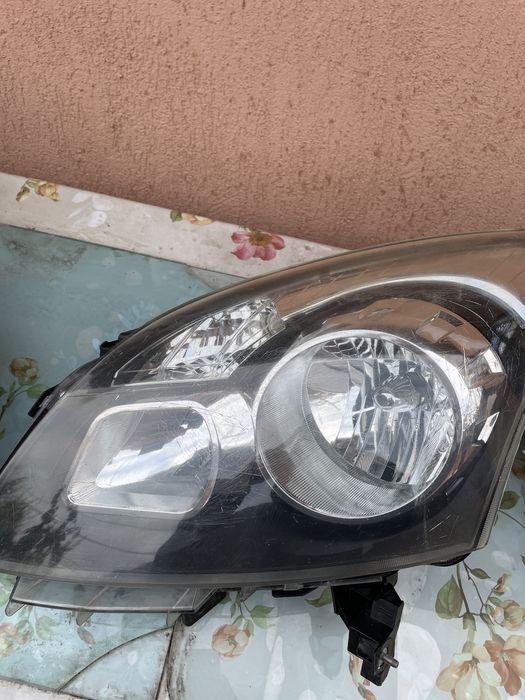 Vand faruri renault koleos 2010