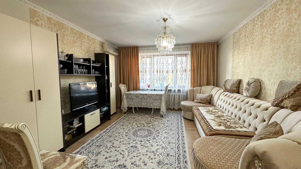 Продается 3-комнатная квартира в Гарышкере Иван Империя