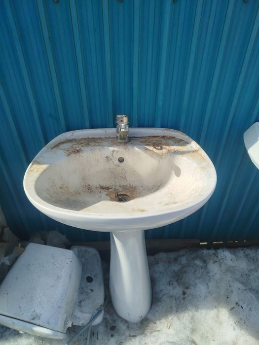 Продам раковину тюльпан