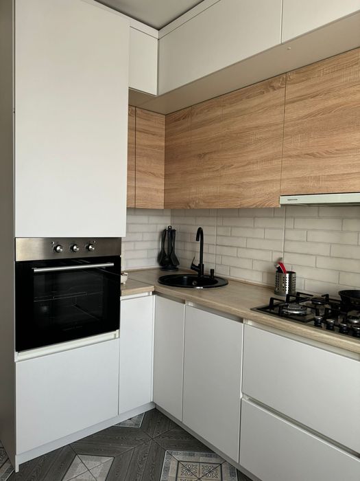 Кухонный гарнитур б/у