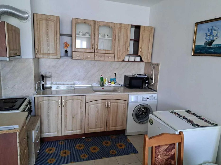 Дава се под наем Тристаен апартамент в Поморие - 90 кв.м за 498.27 € - Снимка #12