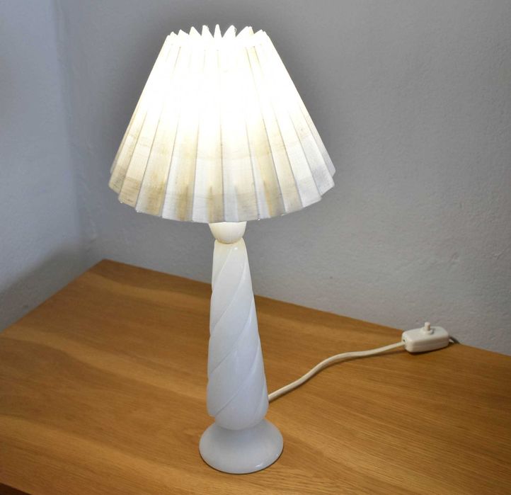 Настолна лампа от мрамор