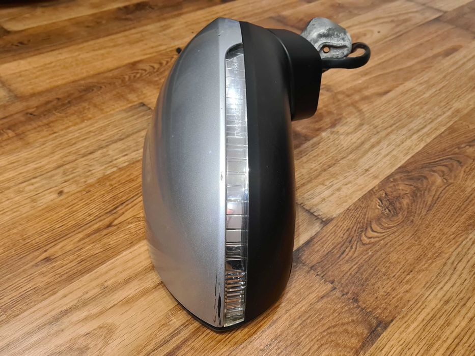 Дясно огледало VW Passat 8