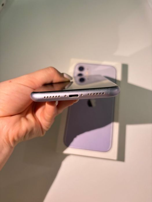 Срочно Продам IPhone 11