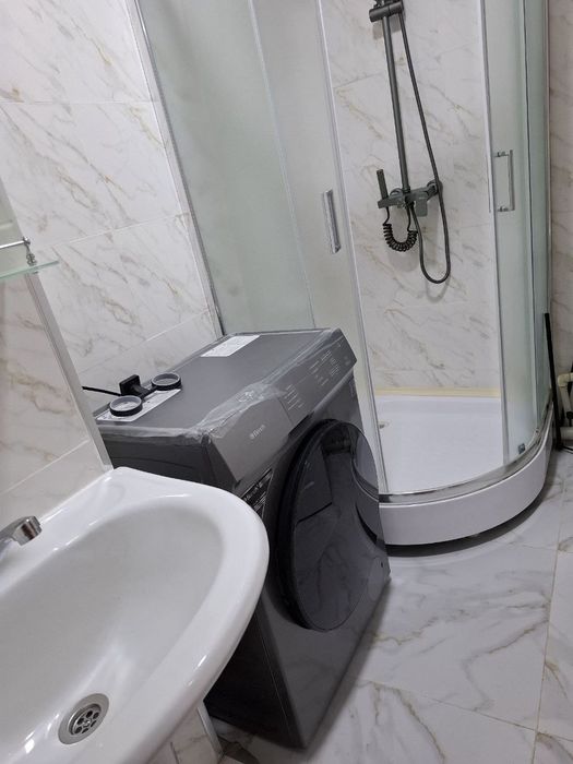 2 квартиры, по цене 1й. Метро 10 мин