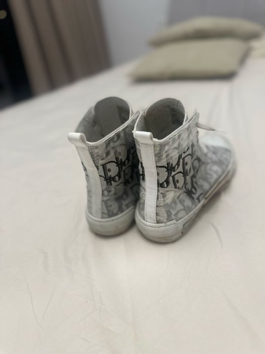 Adidasi Dior b23