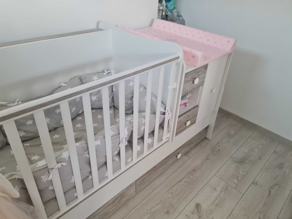 Трансформараща се дървена кошара