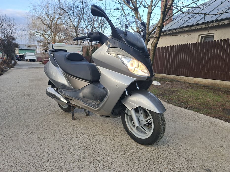 Aprilia atlantic 200