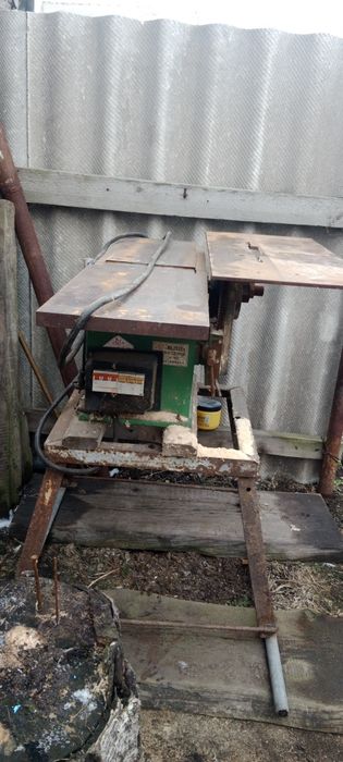 Продам дом , продам станок