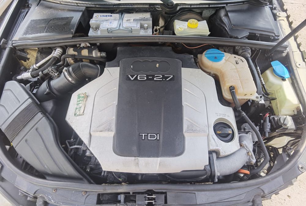 Dezmembrez Audi A4 B7 Kombi 2.7 TDI BPP Automat JBB