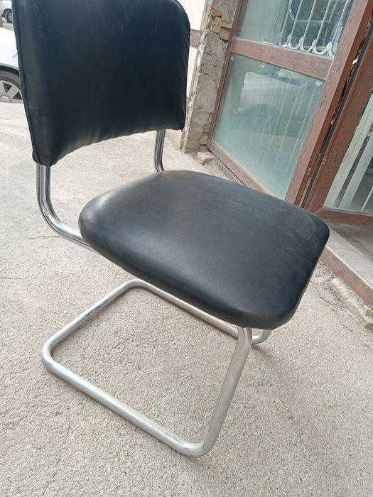 Offis kreslolari ishlab chiqaramiz va taʼmirlaymiz