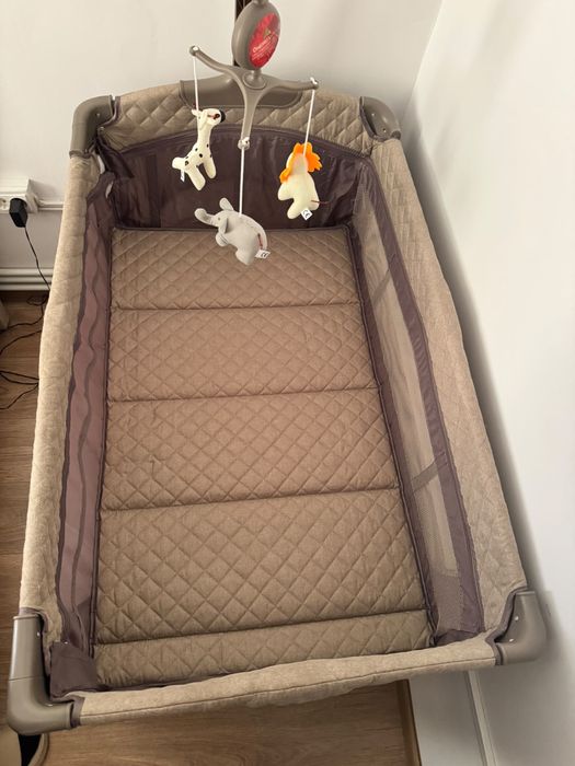Patut copii / bebe kraft cu accesorii aproape nou