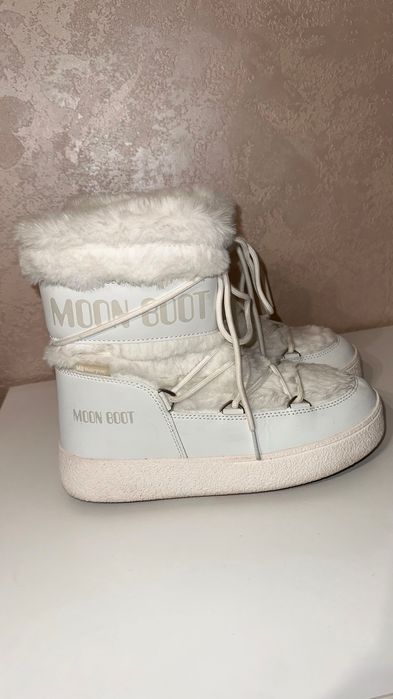 Апрески shearling MOON BOOT