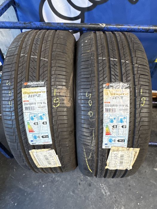 255/55/19 111V Hankook
