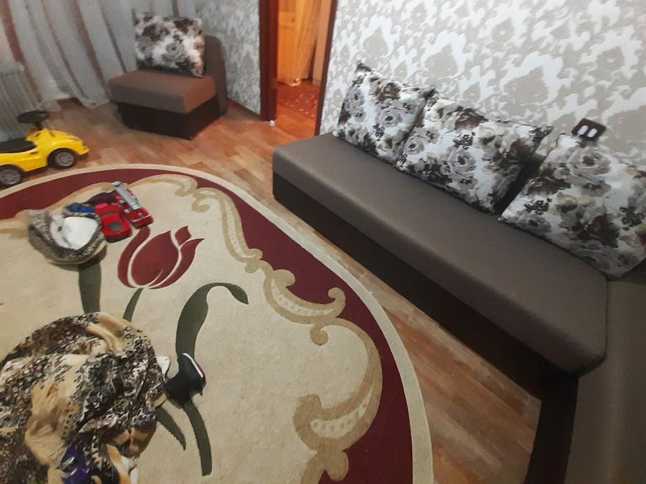 Срочно мягкий уголок