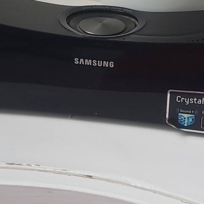 Vând soundbar Samsung