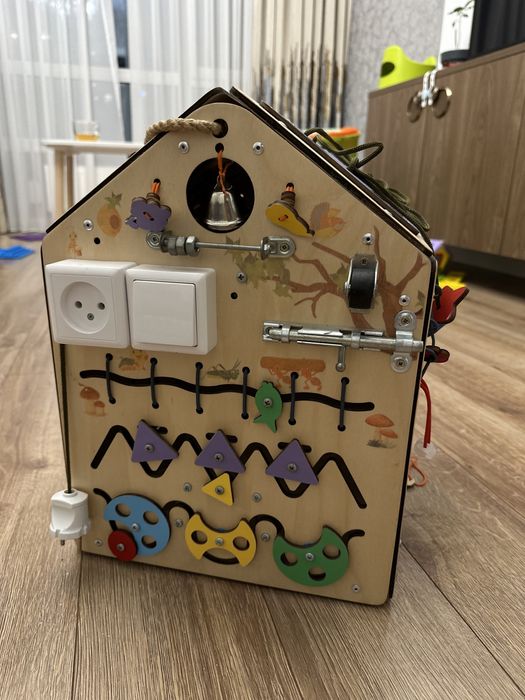 Бизидом бизиборд