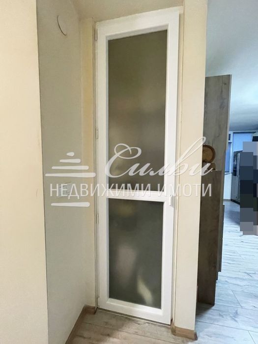 Двустаен ТУХЛЕН апартамент преустроен в ТРИСТАЕН - кв. Тракия