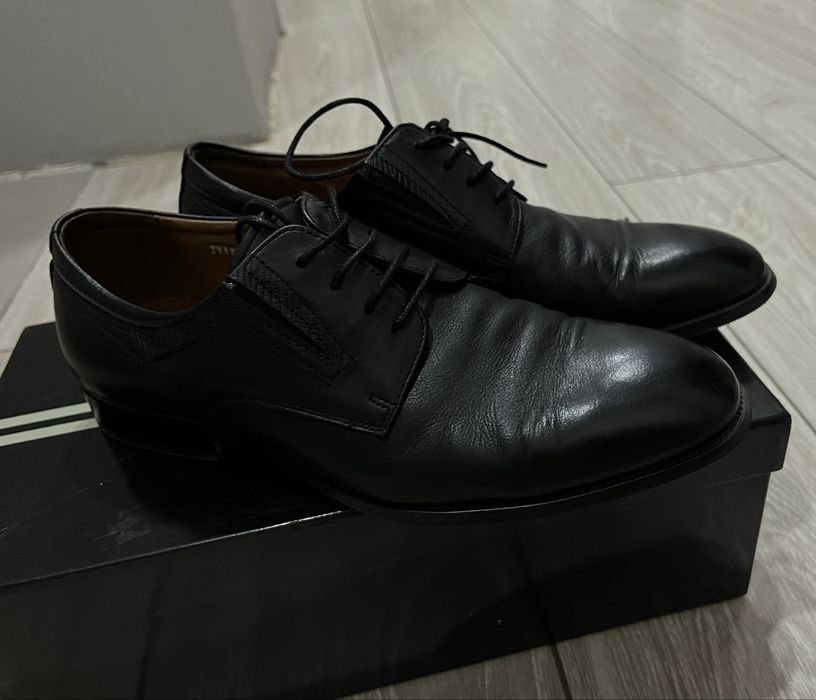 Классические кожаные туфли