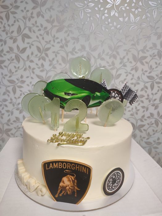 Торт с ламбой, гелендвагеном, БМВ, Ауди любой любимой машиной