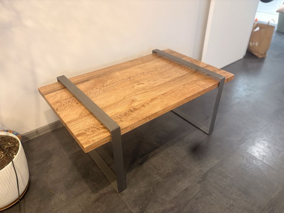 Холна маса и маса за телевизор