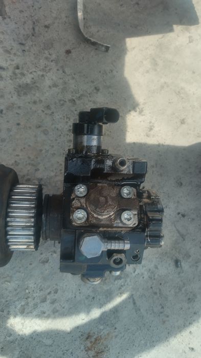 Pompa injecetie audi Q7 3.0 d BUG 0445010154