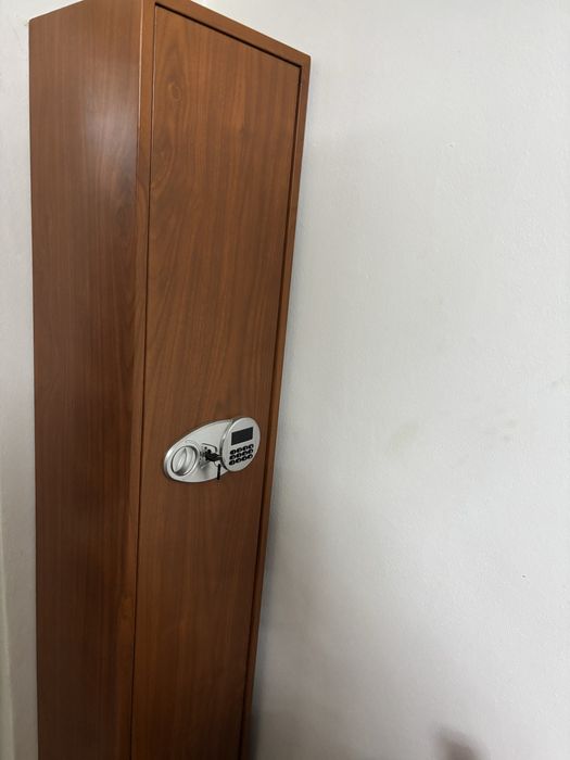 Vand rastel cu 5 compartimente aproape nou pret 1000 lei