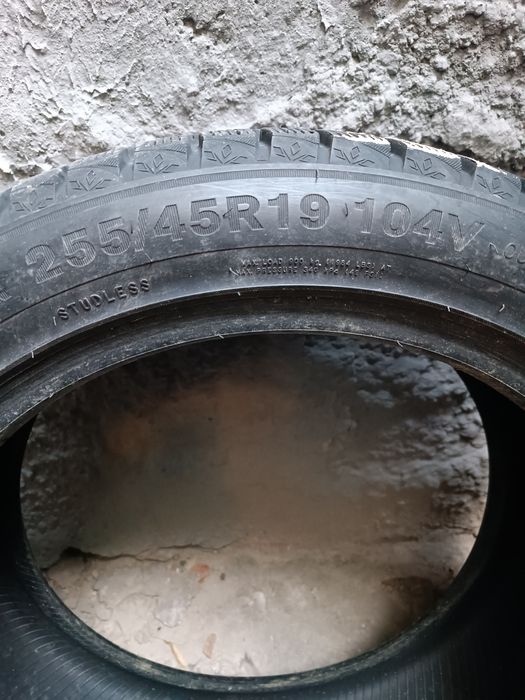 Зимние шины 255/45 R19