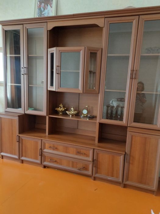 Продам стенку 50 тыс