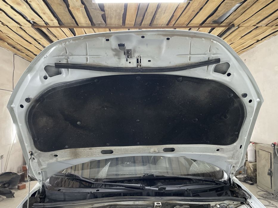 Капот гранта фл под ремонт